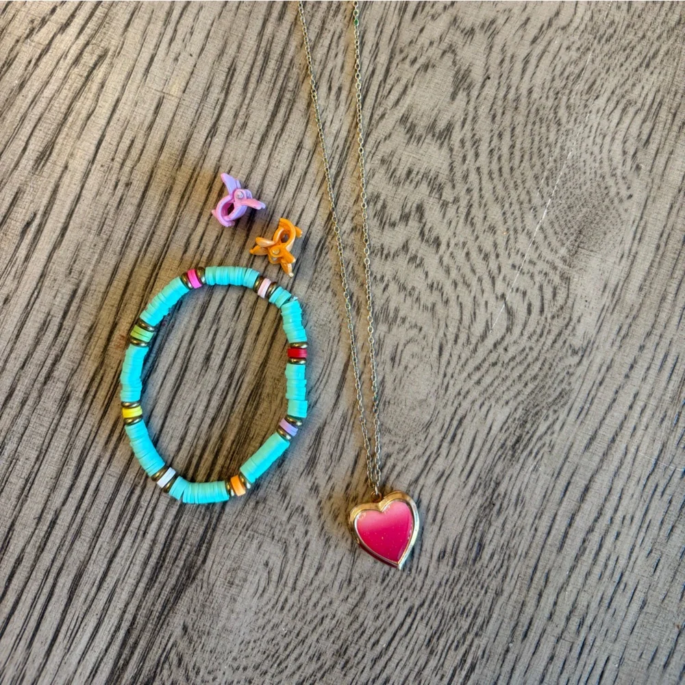 FREE Colorful Kids Bracelet and Necklace Set